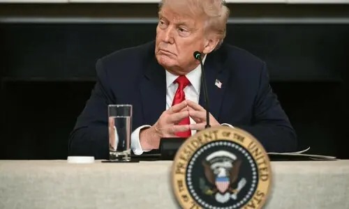 Trump praises UK troops as brave warriors after widespread condemnation