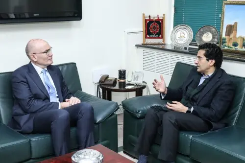 Pakistan, Australia agree to boost cooperation in mining, gemstones sectors
