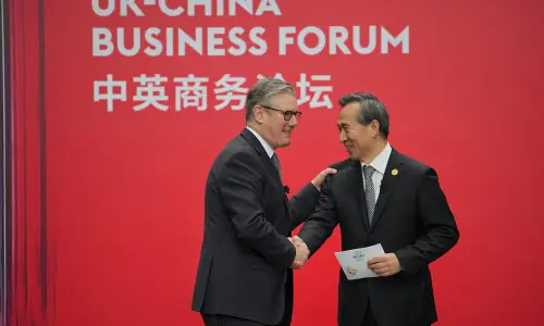 Trump warns Britain on China ties as Starmer hails progress in Beijing