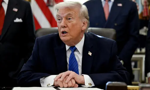 Trump says Iran wants deal, US &lsquo;armada&rsquo; larger than in Venezuela raid