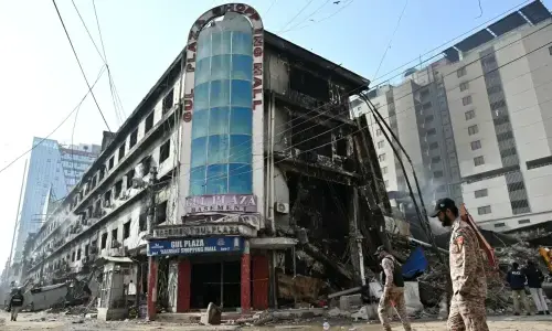 Another Karachi fire