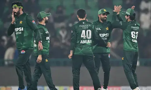 پاکستان ٹی 20 ورلڈ کپ میں شرکت کریگا، بھارت کے خلاف میچ نہ کھیلنے کا فیصلہ