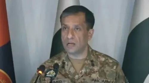 DG ISPR visits Turbat University: Students cautioned against negative narratives
