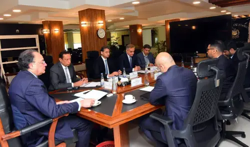 وزیرخزانہ کا عالمی سرمایہ کاروں کو راغب کرنے اور تعاون بڑھانے پر زور