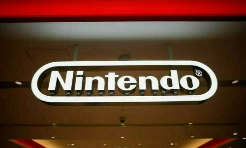 Nintendo shares slide 10% as momentum fears grow