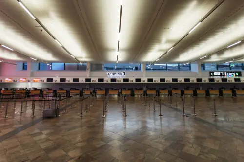 No takeoffs from Berlin airport due to weather conditions No takeoffs from Berlin airport due to weather conditions