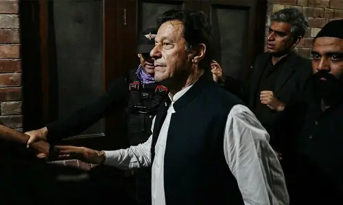 SC rejects PTI lawyers&rsquo; plea for immediate meeting with Imran Khan