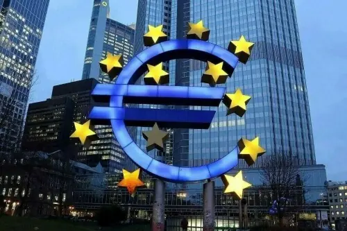 EU lawmakers back plans for digital euro