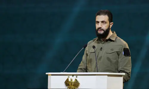 In milestone, US pulls out of strategic Syria base and hands it over to Damascus