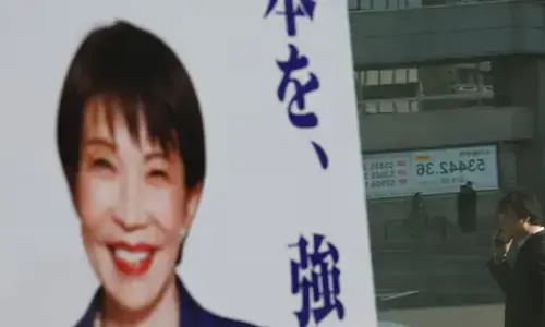 Japan&rsquo;s Nikkei tracks Wall Street decline, SoftBank Group falls