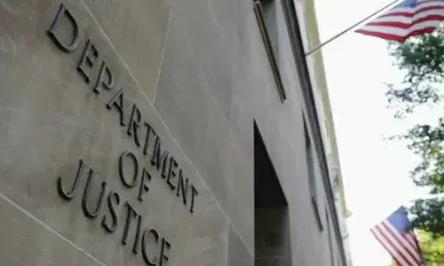 امریکی محکمہ انصاف کا ایپسٹین فائلوں میں ترمیم سے متعلق قانون سازوں کو مراسلہ