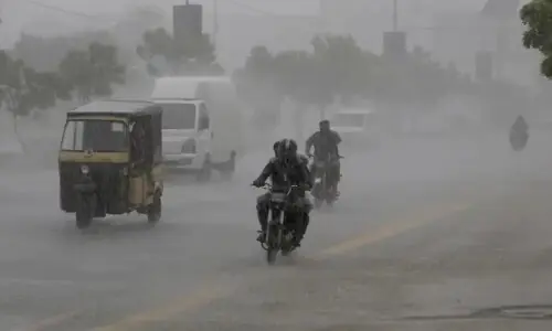 Rain likely to hit Karachi today evening, tomorrow: PMD
