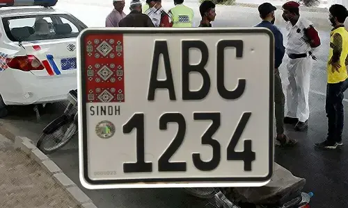 سندھ میں سی این آئی سی سے منسلک نمبر پلیٹس سے متعلق موٹر وہیکل ایکٹ نافذ