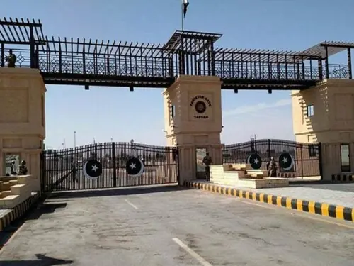Border crossing policy at Pakistan-Iran border