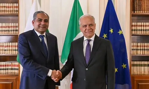 Italy to issue 10,500 work visas for Pakistan&rsquo;s skilled workers