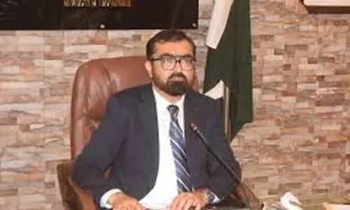 DC Matiari urges officers to ensure security of Chinese engineers