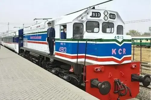 ADB, Sindh govt agree to revive KCR, expand e-bus services