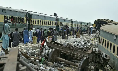 Senate panel concerned at frequent train accidents
