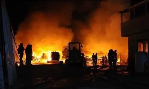 Blast at India explosives factory kills 17