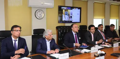 حکومت نے ایندھن کی ذخیرہ اندوزی اور اسمگلنگ کے خلاف وارننگ جاری کردی، سپلائی کی نگرانی جاری