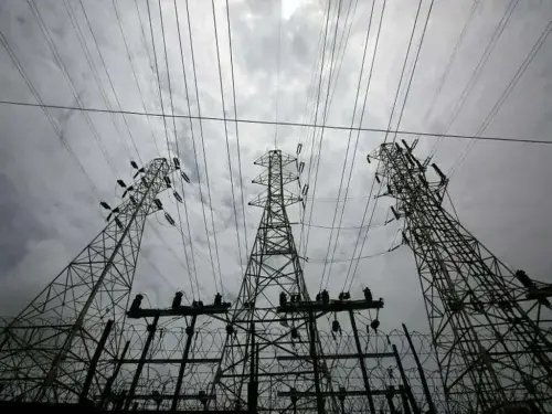 نیپرا کا کیسکو اور پیسکو پر 75 ملین روپے کا بھاری جرمانہ
