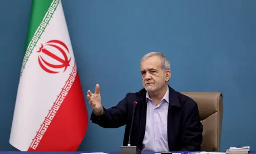 Iran to suspend strikes on neighbours unless attacks come from them