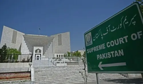 FIR illegal sans determining tax liability thru assessment, adjudication: SC