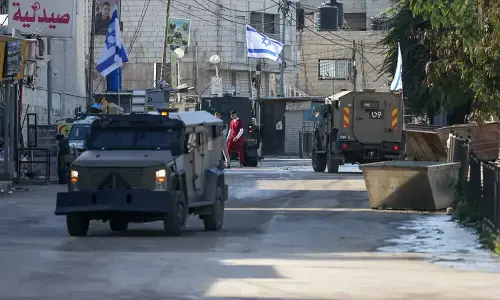 فلسطینی علاقوں میں اسرائیلی آباد کار حملے میں تین فلسطینی شہید