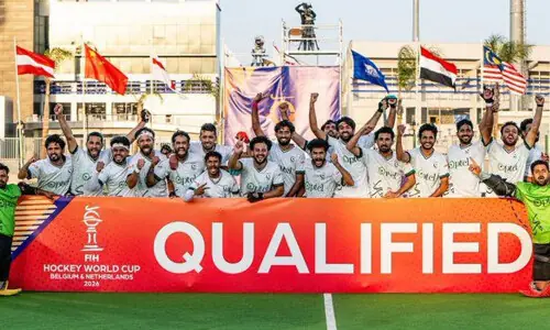 PM Shehbaz announces Rs1.5mn cash reward for each national hockey player