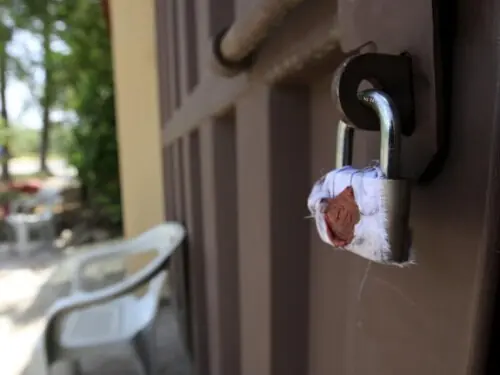 Around 6,471 shops sealed for overcharging in 15 days
