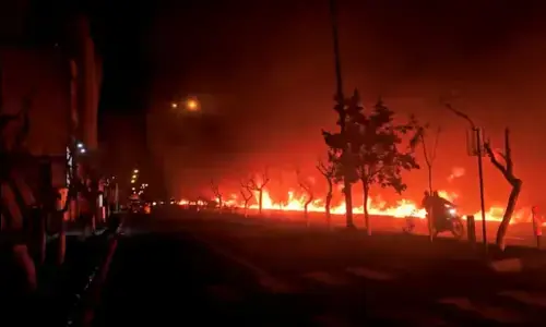 عالمی ادارہ صحت نے ایران میں بلیک رین سے خطرات کی وارننگ جاری کر دی