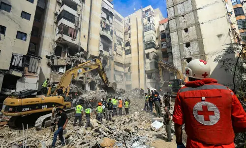 Strike hits Beirut as Lebanon grapples with 800,000 displaced