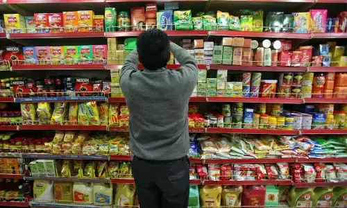India&rsquo;s February retail inflation accelerates to 3.21% y/y
