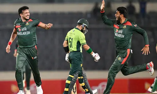 Bangladesh clinch thrilling 11-run victory despite Salman Agha&rsquo;s fighting century