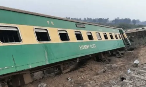 One dead, 13 injured as Shalimar Express derails