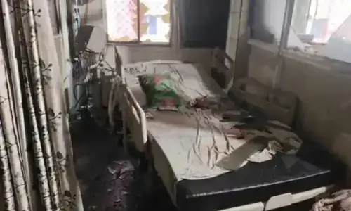 بھارت: ریاست اوڈیشا کے اسپتال میں آتشزدگی، کم از کم 10 مریض ہلاک، 5 شدید زخمی