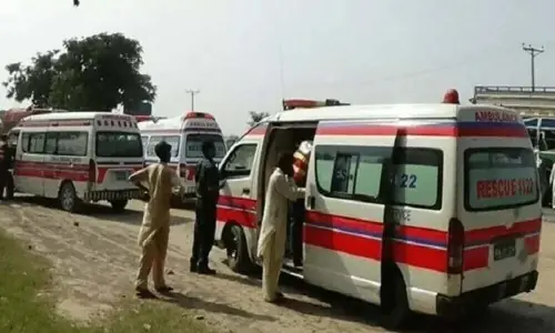 Eight dead in roof collapse at Rahim Yar Khan shop
