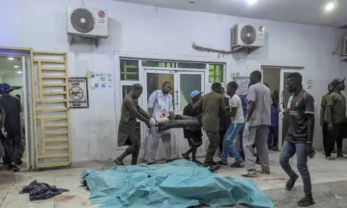 Nigeria suicide attacks kill 23, wound more than 100