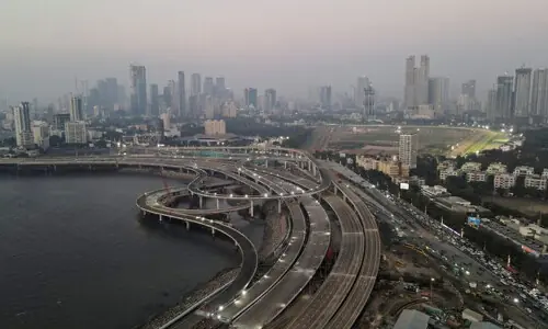 Indian Bank, infrastructure financier NaBFID to raise 80 billion rupees via bonds by March