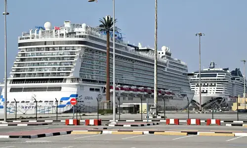 Countries propose safe corridor to free 20,000 seafarers stranded in Gulf