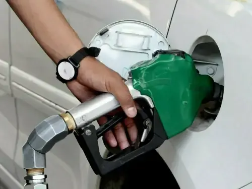 Govt&rsquo;s absorption of fuel price hike