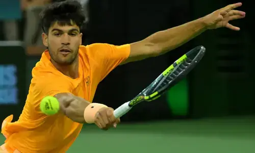 Sebastian Korda stuns No. 1 Carlos Alcaraz in Miami Open third round