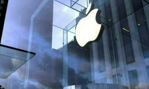 UK fines Apple unit for breaching Russian sanctions