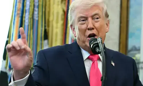 Trump urges countries to go to Strait of Hormuz and &lsquo;just take it&rsquo;
