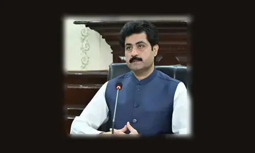 Minister directs timely completion of projects