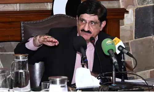 وزیراعلیٰ سندھ نے اسکولوں کو وین کے کرایوں میں اضافے سے روک دیا