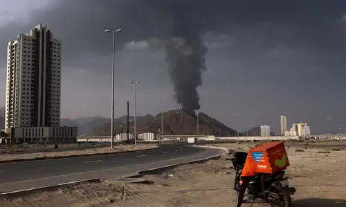 Pakistan condemns Iranian missile, drone attacks on Saudi Arabian energy facilities