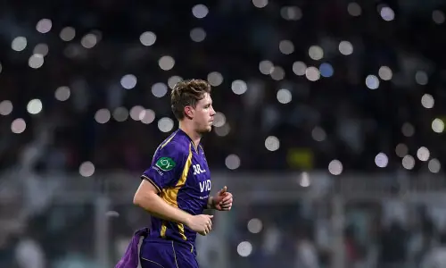 Green&rsquo;s return to bowling fails to ignite Kolkata