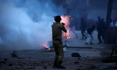 India’s Uttar Pradesh state raises workers’ wages amid protests over pay India’s Uttar Pradesh state raises workers’ wages amid protests over pay