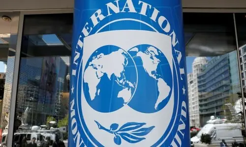 IMF cuts global growth outlook IMF cuts global growth outlook